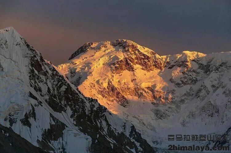 季攀登季的混乱 - 四名登山者因为一系列错误的叠加丧生ky开元棋牌中国吉尔吉斯斯坦]海拔7439米托木尔峰夏(图10)