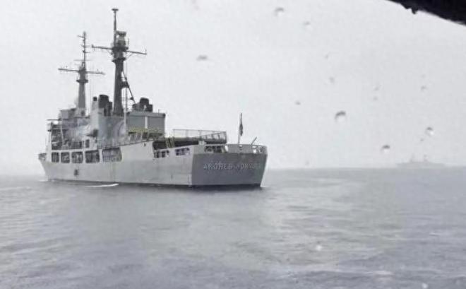 光美国破防了美国阅兵像是战俘开元棋牌中国93大阅兵演练曝(图4)