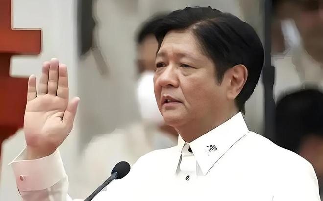 光美国破防了美国阅兵像是战俘开元棋牌中国93大阅兵演练曝(图12)